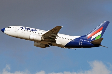 HA-LOR (29355) 2004 Boeing 737-7Q8