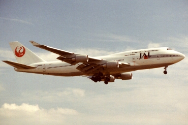 JA8909 (26353) 1993 Boeing 747-446