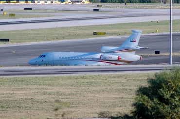 CS-TFN (66) 1990 Dassault Falcon 900B