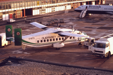 G-BITX (SH.3069) 1981 Short 330-200