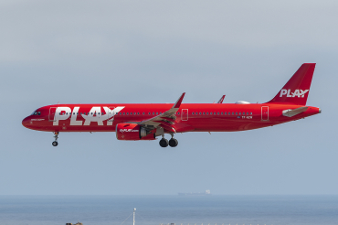 TF-AEW (8008) 2018 Airbus A321-251N