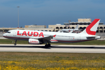 9H-LOW (2252) 2004 Airbus A320-233