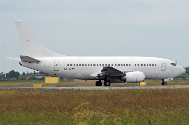 LY-AWF (cn 26707) Boeing 737-522