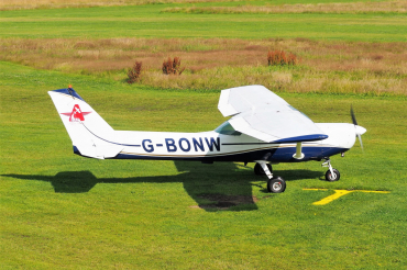 G-BONW (152-80401) 1978 Cessna 152