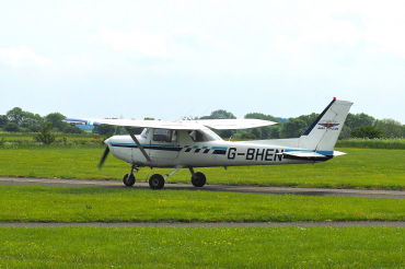 G-BHEN (0363) 1980 Reims-Cessna FA152