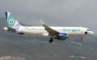 EC-LZD (5642) 2013 Airbus A320-214(WL)