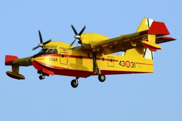 UD.14-01 / 43-31 Canadair CL-415 6B11