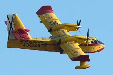UD13-26 / 43-26 Canadair CL-215T