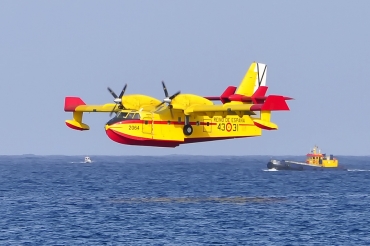 UD.14-01 / 43-31 Canadair CL-415 6B11