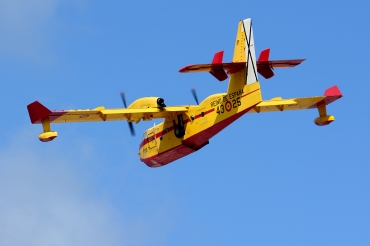 UD13-25 / 43-25 Canadair CL-215T