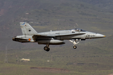 C.15-81 / 46-09 McDonnell Douglas EF-18A Hornet
