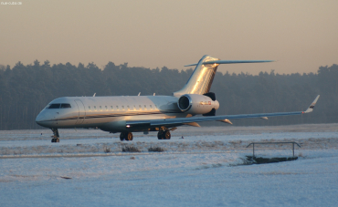 HB-INJ (9086) 2000 Bombardier BD-700-1A10 Global Express