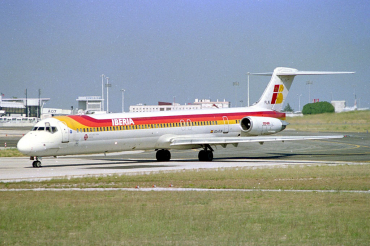 EC-FLN (53303) 1992 McDonnell Douglas MD-88