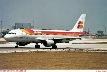 EC-ICU, (cn 303), Airbus A320-211