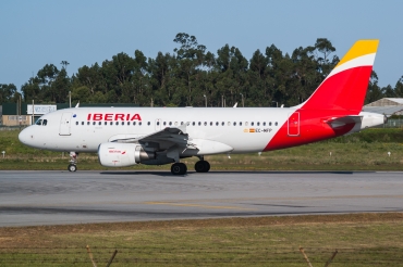 EC-MFP (998) 1999 Airbus A319-111