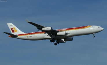 EC-HQH (387) 2001 Airbus A340-313