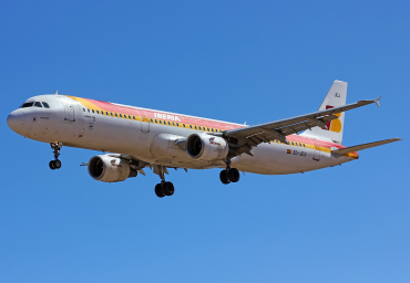 EC-JEJ (2381) 2005 Airbus A321-211