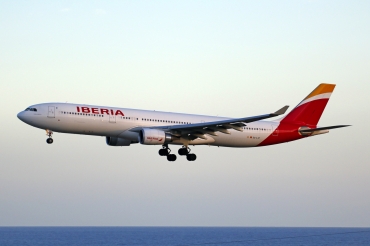 EC-LYF (1437) 2013 Airbus A330-302