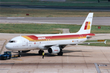 EC-FMN (312) 1992 Airbus A320-211
