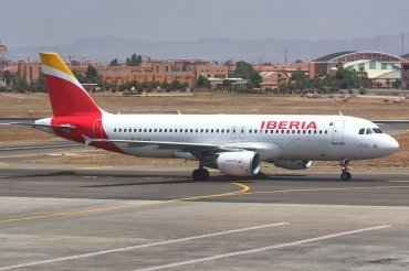 EC-ILR (1793) 2002 Airbus A320-214
