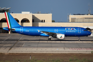 EI-DTB (3815) 2009 Airbus A320-216