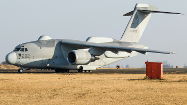18-1202 (002) Kawasaki C-2