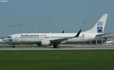 TC-SNJ (30827) 2004 Boeing 737-86J(WL)