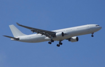 CS-TRI (127) 1996 Airbus A330-322