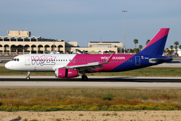9H-WBO (7695) 2017 Airbus A320-232(WL)