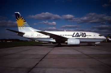 LV-YYC (28210) 1998 Boeing 737-7Q8