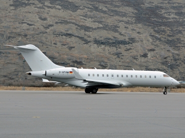 D-AFAM (9028) 1999 Bombardier BD-700-1A10 Global Express