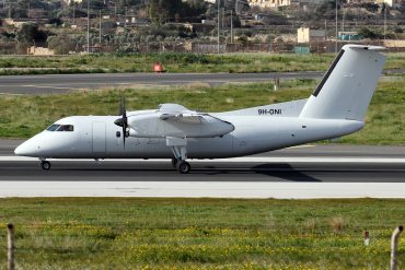 9H-ONI (318) 1992 DeHavilland Canada Dash 8-102