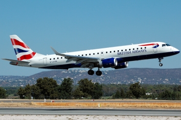 G-LCYM (cn 19000351) Embraer 190-100SR