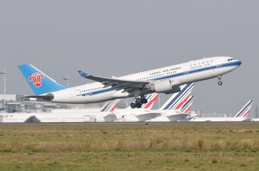 B-6516 (1129) 2010 Airbus A330-223