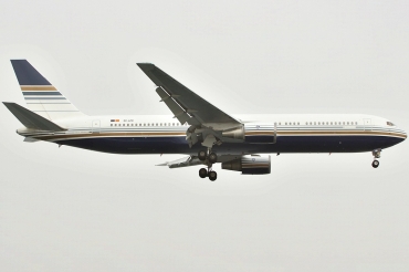 EC-LZO (27902) 1995 Boeing 767-35D(ER)