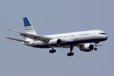 EC-HDS (26252) 1999 Boeing 757-256