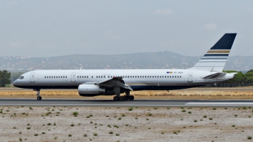 EC-HDS (26252) 1999 Boeing 757-256