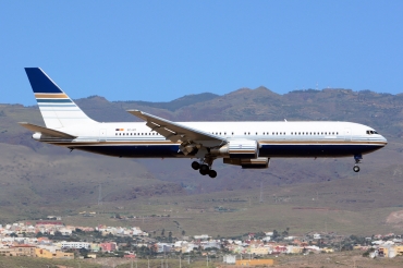 EC-LZO (27902) 1995 Boeing 767-35D(ER)