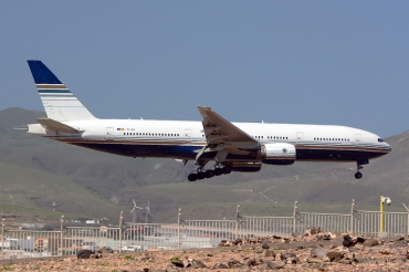 EC-MIA (28685) 2002 Boeing 777-28E(ER)