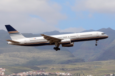 EC-ISY (26241) 1993 Boeing 757-256