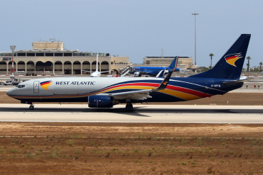G-NPTB (32609) 2002 Boeing 737-83N(BCF)(WL)