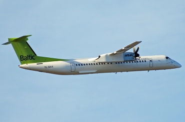 YL-BAX (4324) 2010 Bombardier Dash 8-Q402