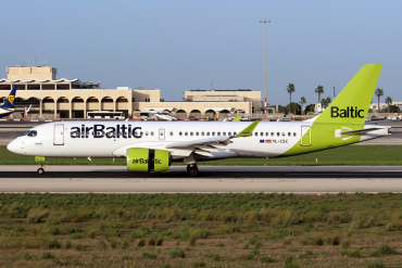 YL-CSC (55005) 2017 Bombardier CSeries CS300