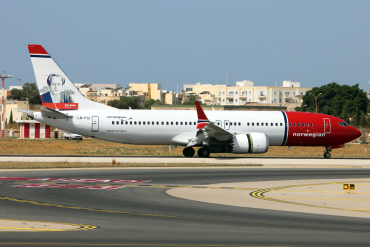LN-FGI · Boeing 737-8 MAX · MLA / LMML