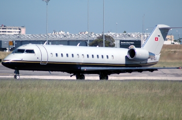 HB-IDJ (7136) 1996 Bombardier CRJ-100SE