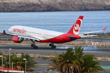 D-ALPF (476) 2002 Airbus A330-223
