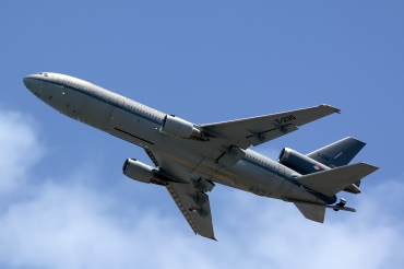 T-235 (46956) 1976 McDonnell Douglas KDC-10-30CF