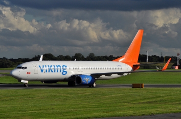 C-FYLC (33029) 2006 Boeing 737-8BK(WL)