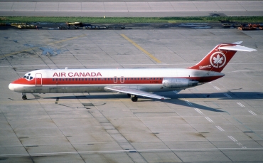 C-FTMH (cn 47341) McDonnell Douglas DC-9-32