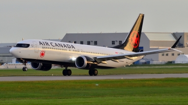 C-FSDW (cn 30852) Boeing 767-36NER